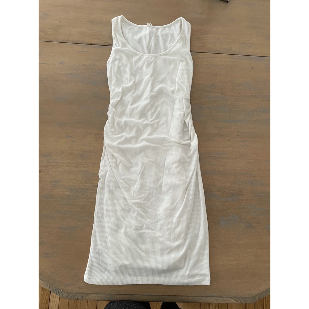 PinkBlush Maternity Dress (like new)